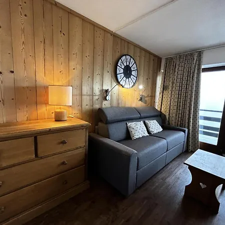 Oisans - Chaleureux Aux Pieds Aux Menuires Mae-4874